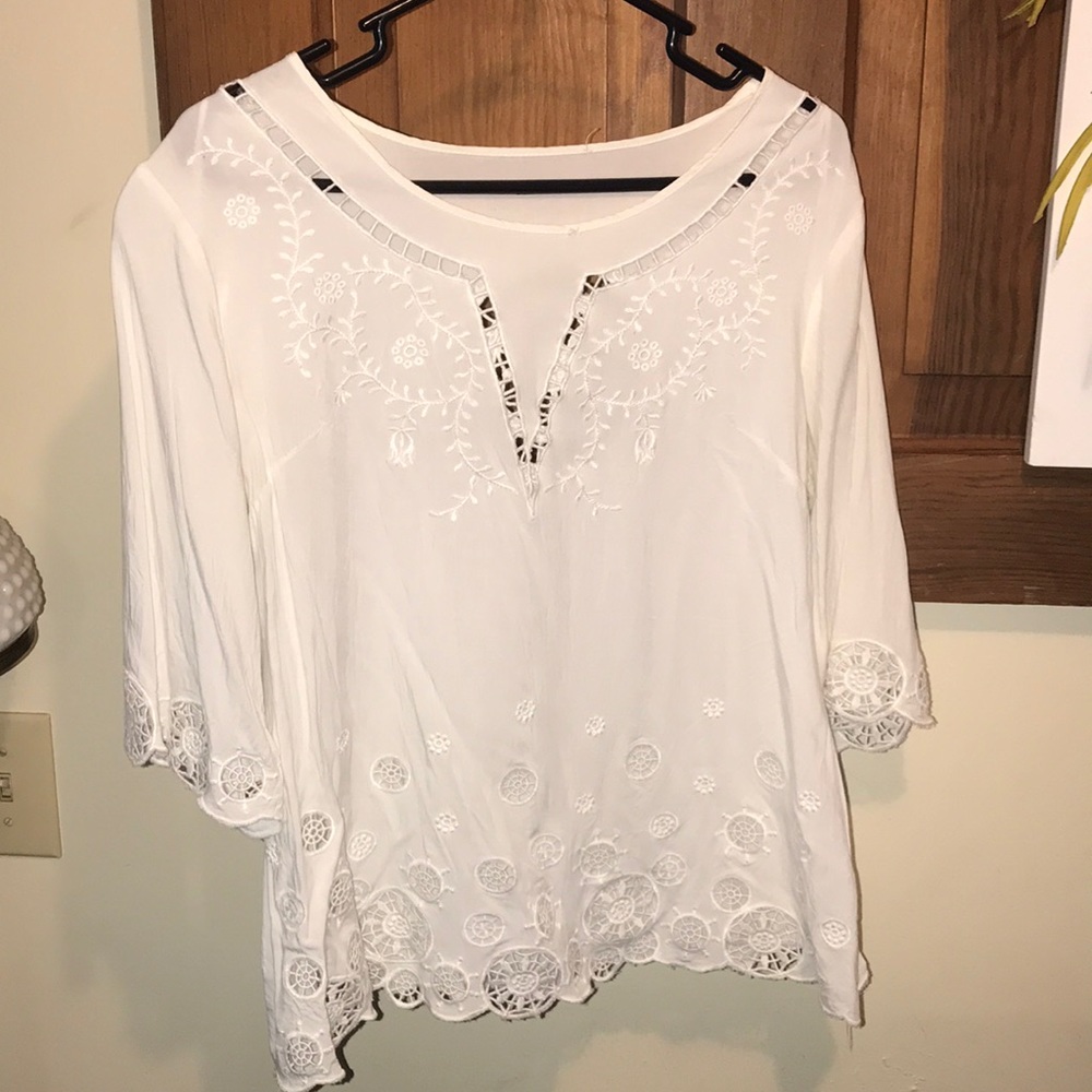 White 100% rayon  blouse